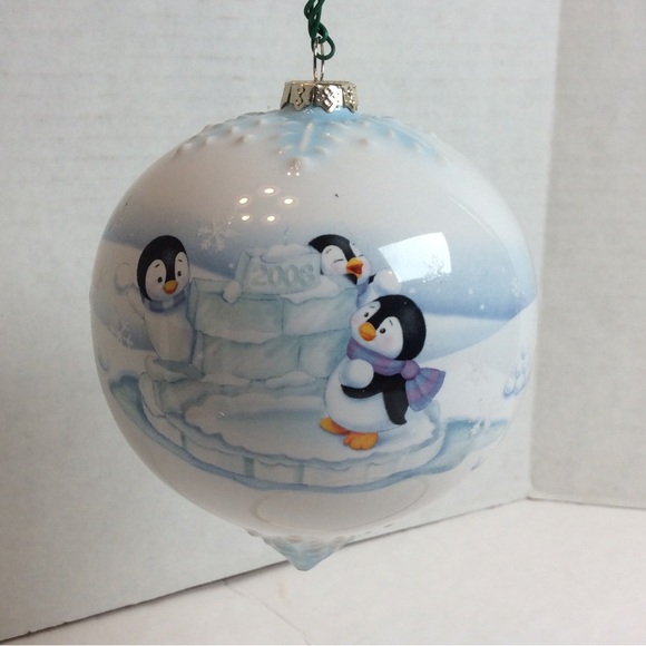 Hallmark Keepsake Ornament Having A Snow Ball Ceramic Tear Drop Penguins 2008 - Picture 2 of 12